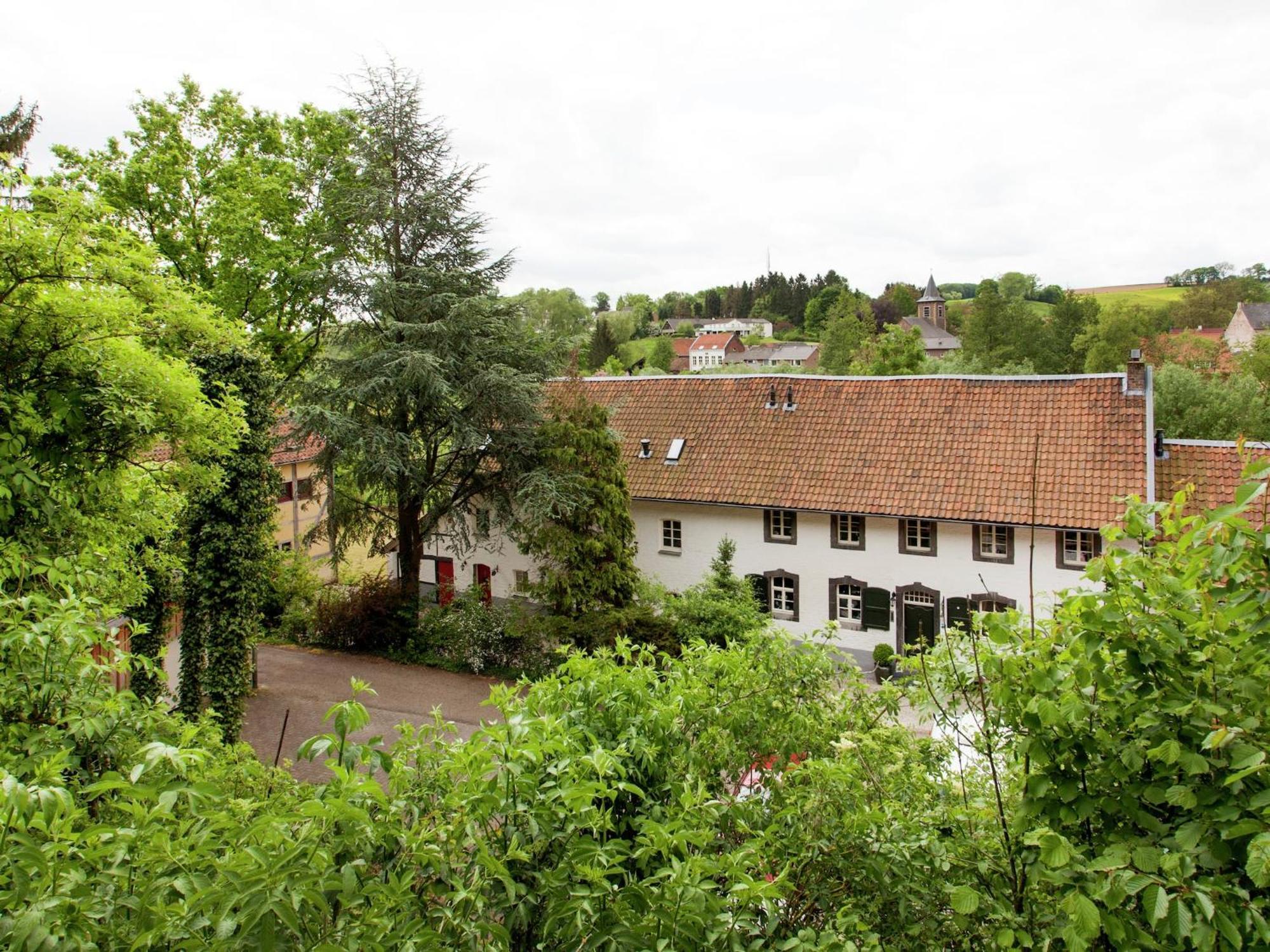 Stunning Holiday Home Near Forest In スレナーケン エクステリア 写真